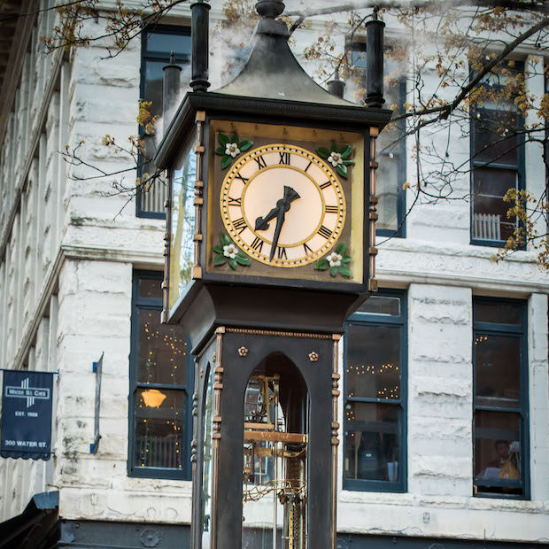 vancouver hotel deals steam clock image